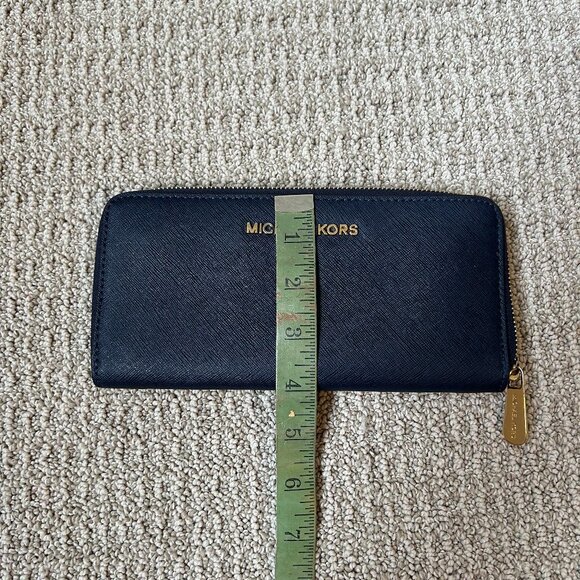 Michael Kors Leather Wallet - Picture 4 of 5